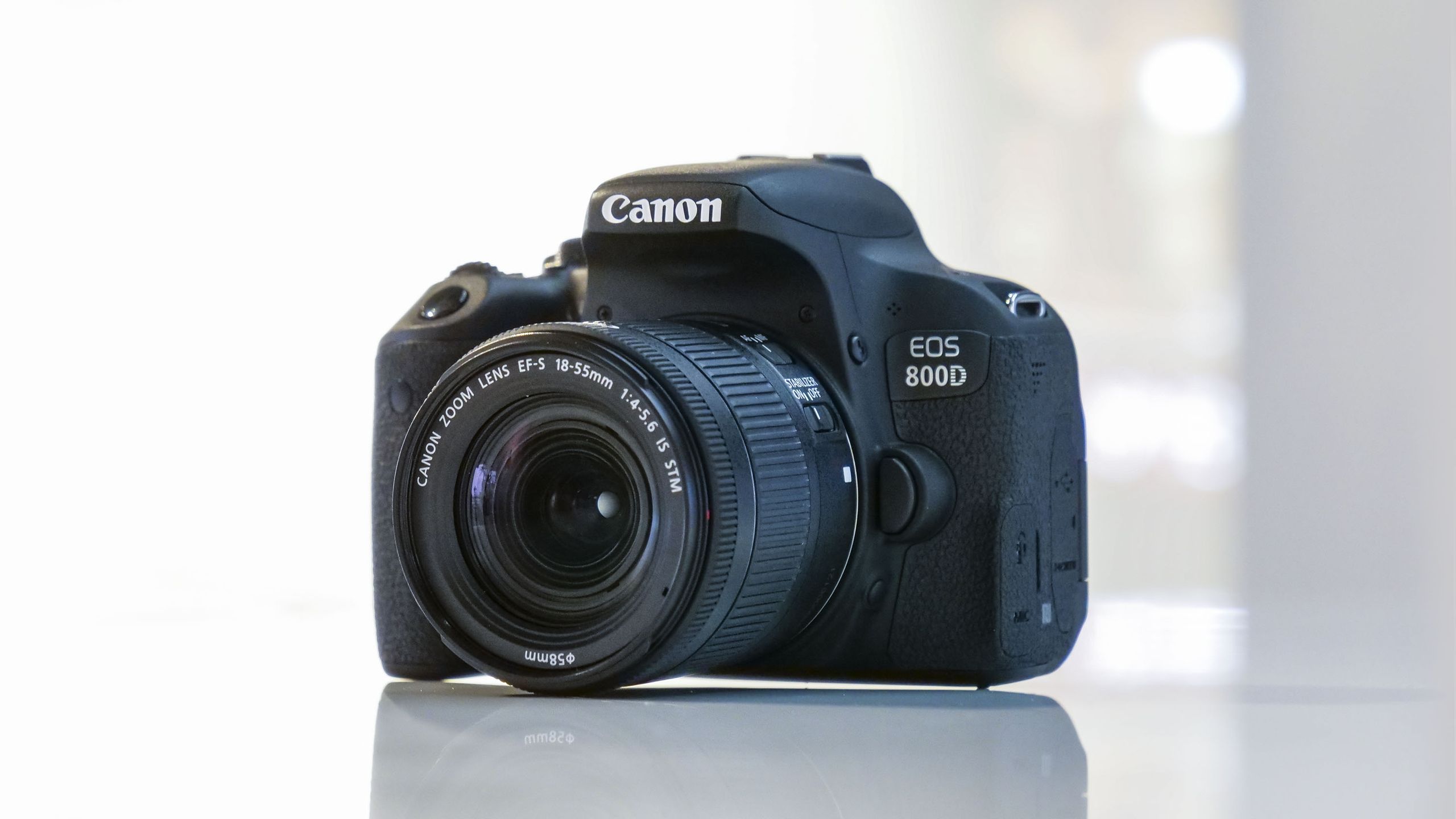 Canon EOS Rebel T7i / EOS 800D