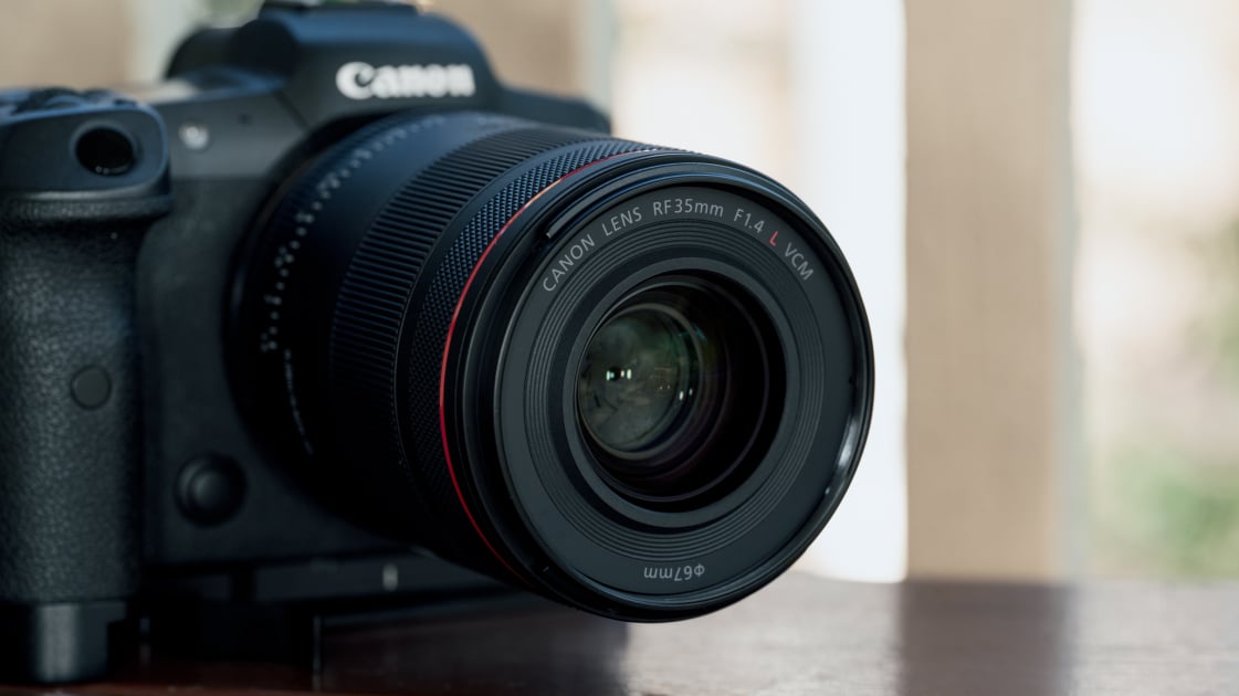 Canon Rf 35Mm F1.4 L Vcm Lens