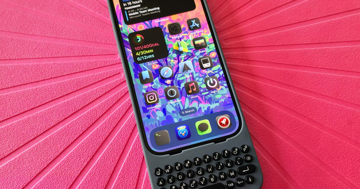 Clicks Keyboard Case for iPhone