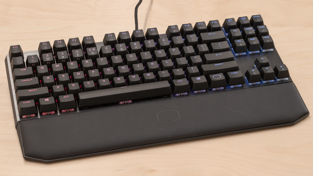 Cooler Master MK730