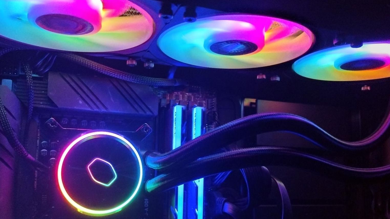 Cooler Master PL360 Flux