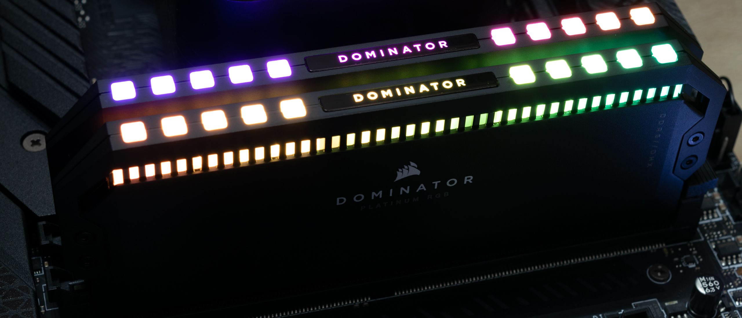 Corsair Dominator Platinum RGB DDR5-6400 C38 2x16GB