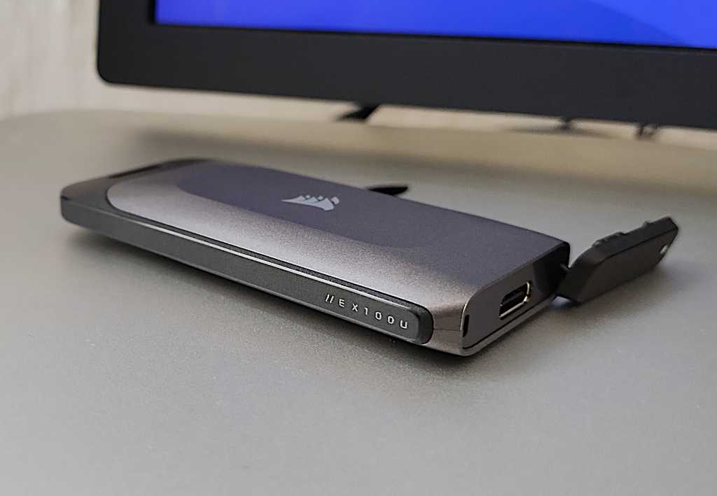 Corsair EX100U Portable SSD