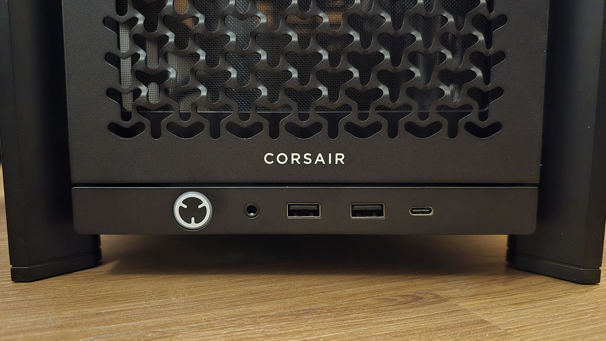 Corsair Frame 4000D Case