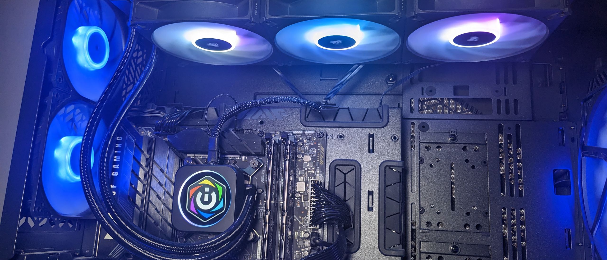 Corsair Icue H170I Elite LCD Xt