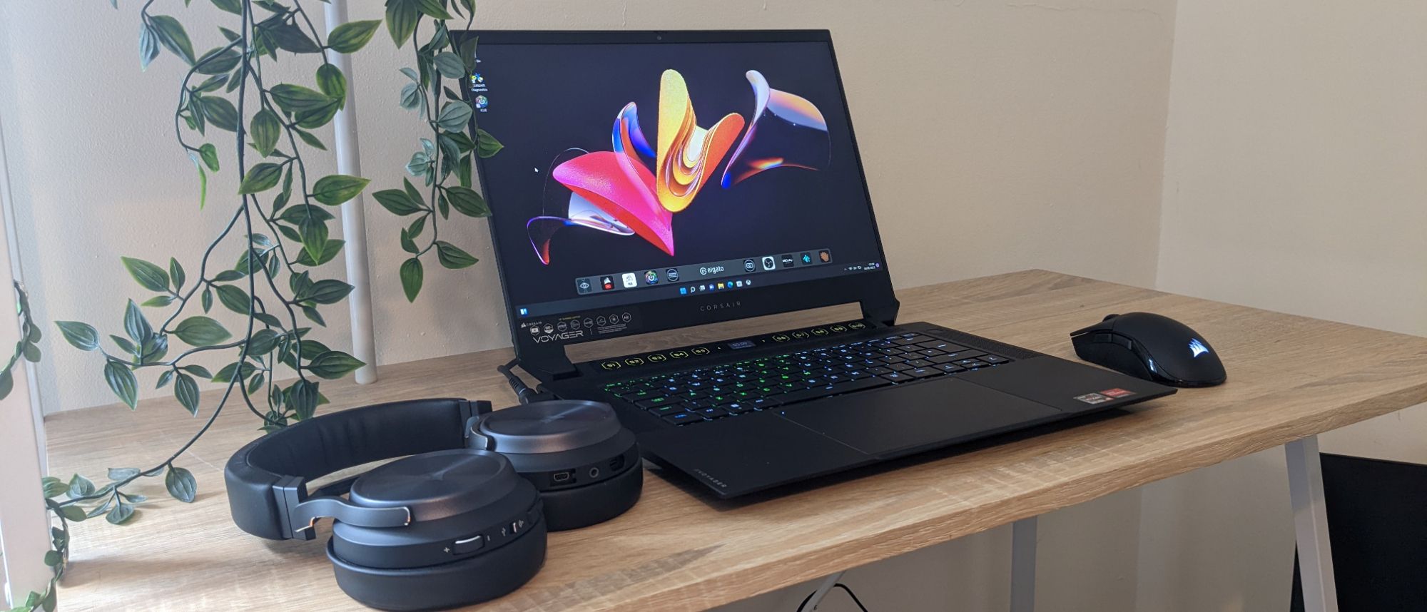Corsair Voyager A1600