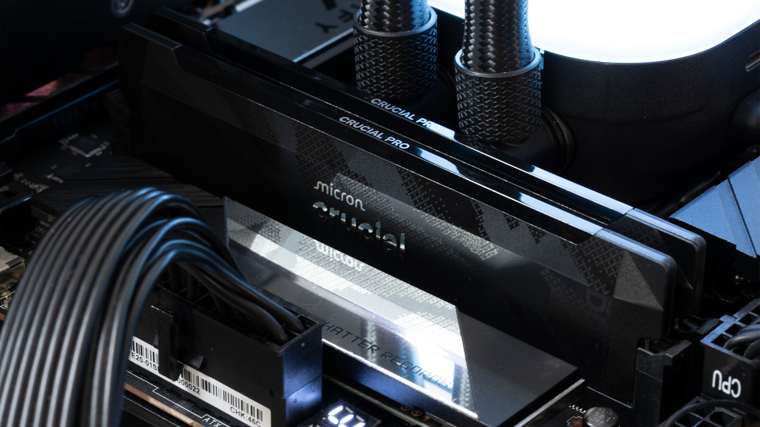 Crucial Pro Overclocking DDR5-6400 C32 2x16GB
