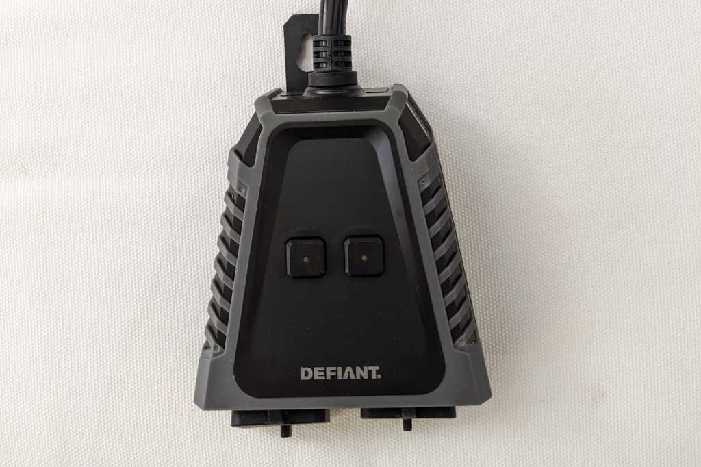 Defiant 15-amp outdoor smart plug (model HPPA52CWB)