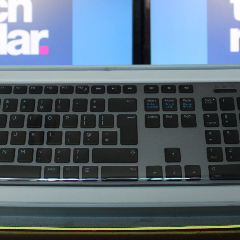 Dell KM717 Premier Wireless Keyboard And Mouse