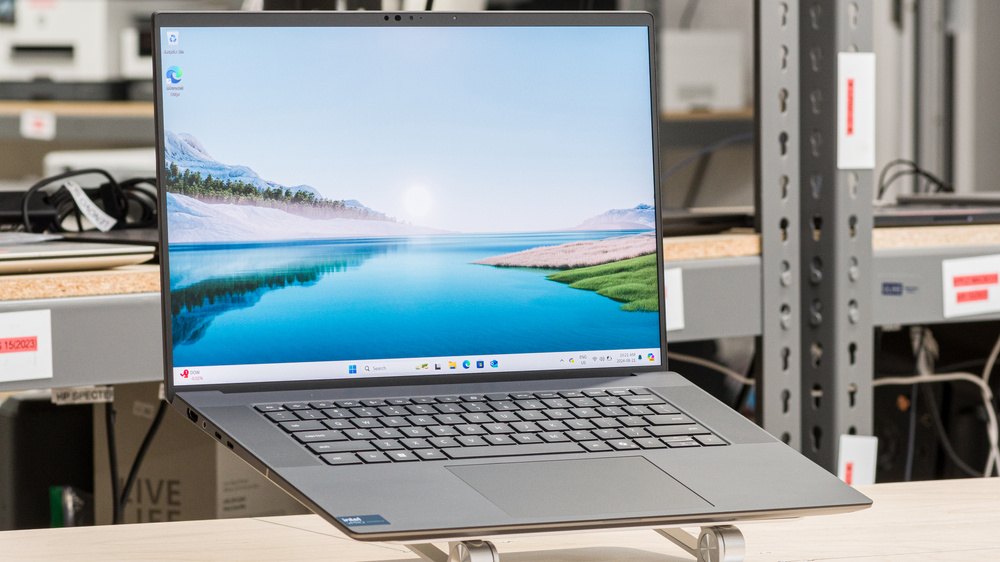 Dell Precision 5690 (2024)