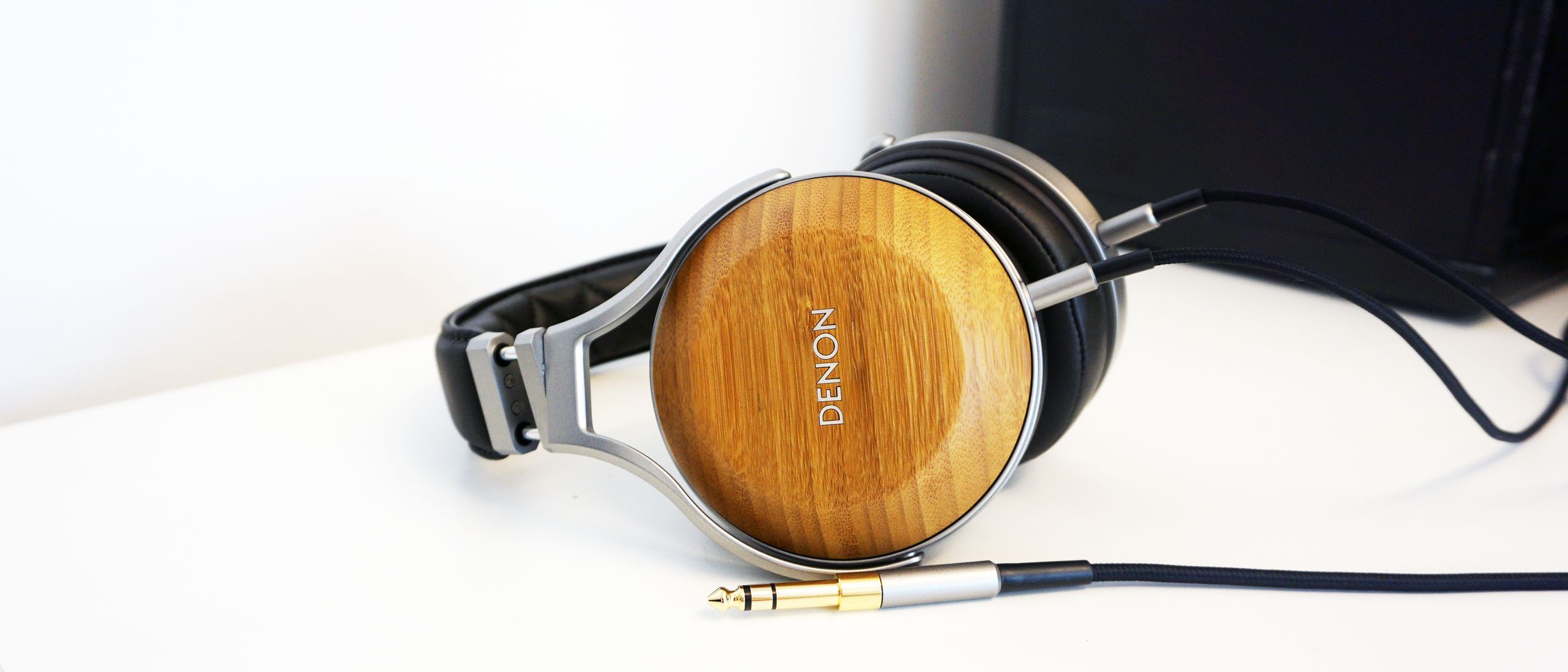 Denon AH-D9200
