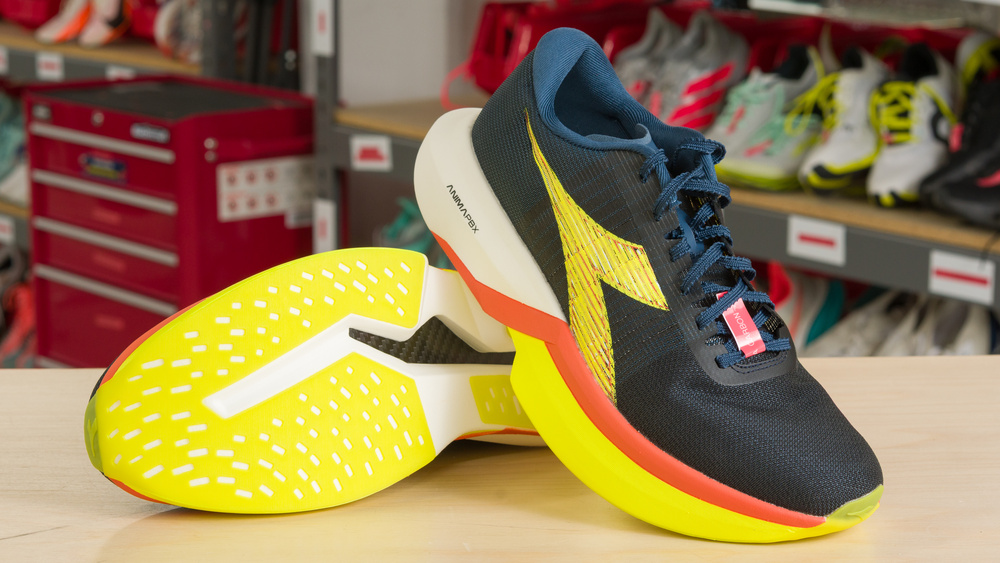 Diadora Gara Carbon 3
