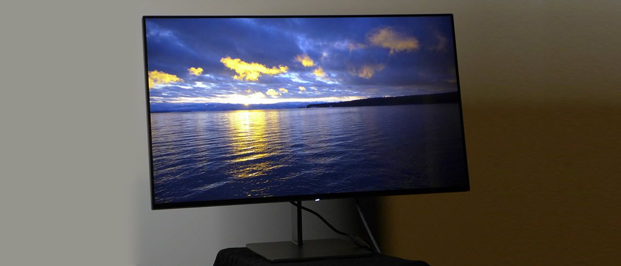 Dough Spectrum Es07D03 Glossy 4K Gaming Monitor