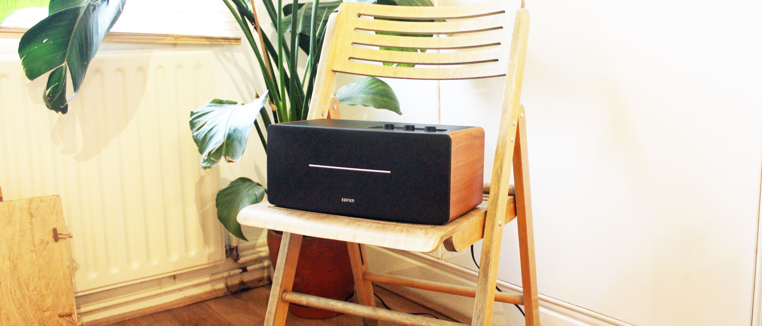 Edifier D12 Wireless Speaker