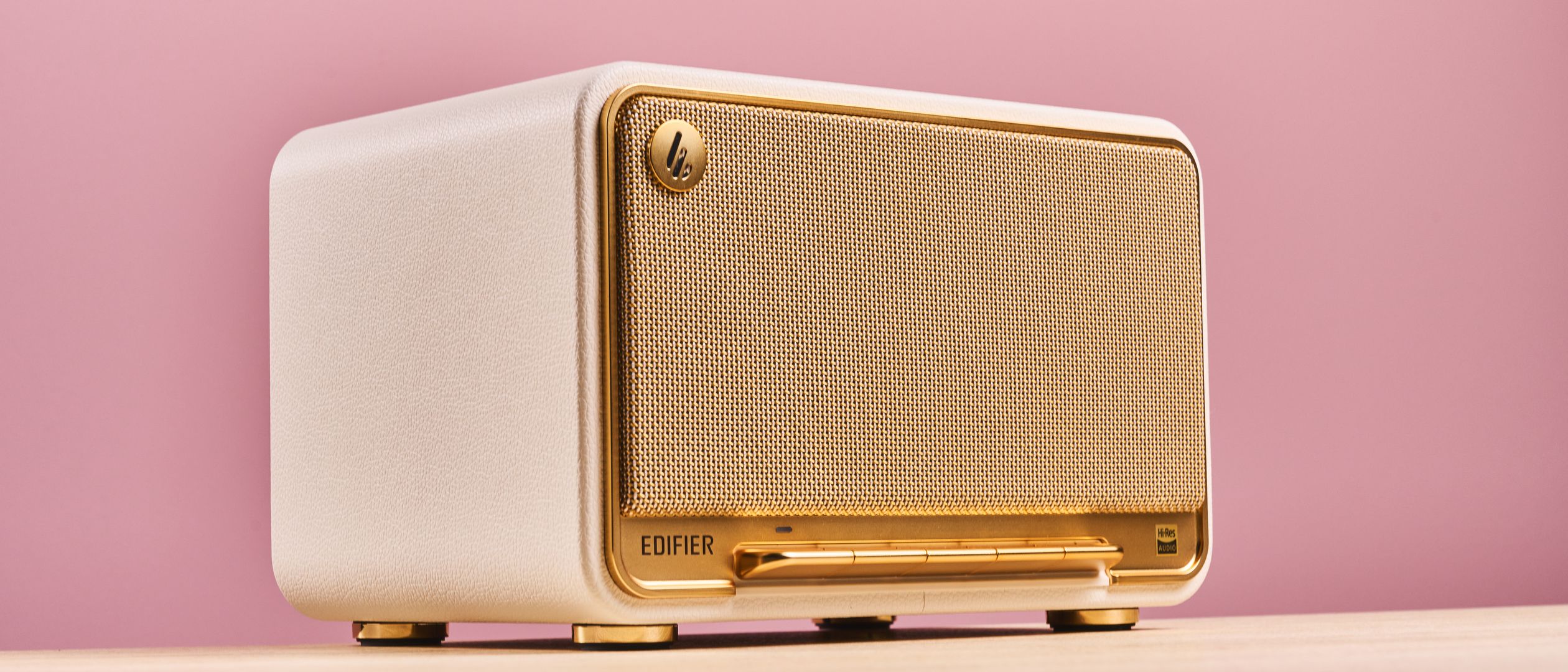 Edifier D32