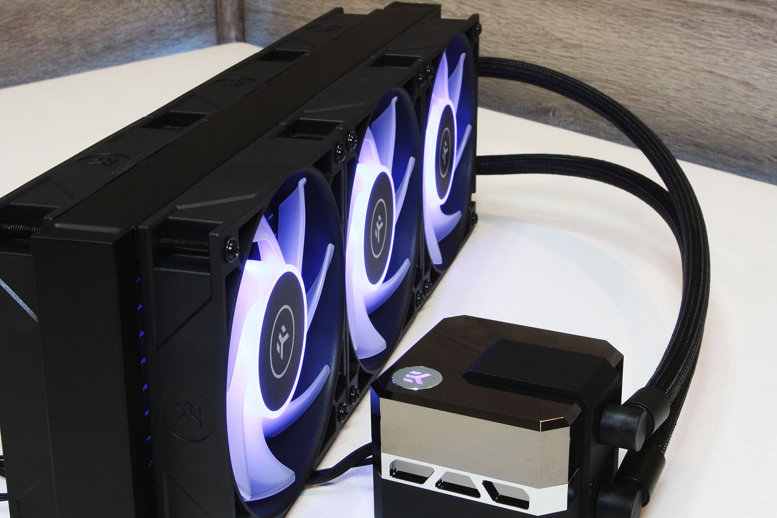 EK AIO Elite 360 D-RGB