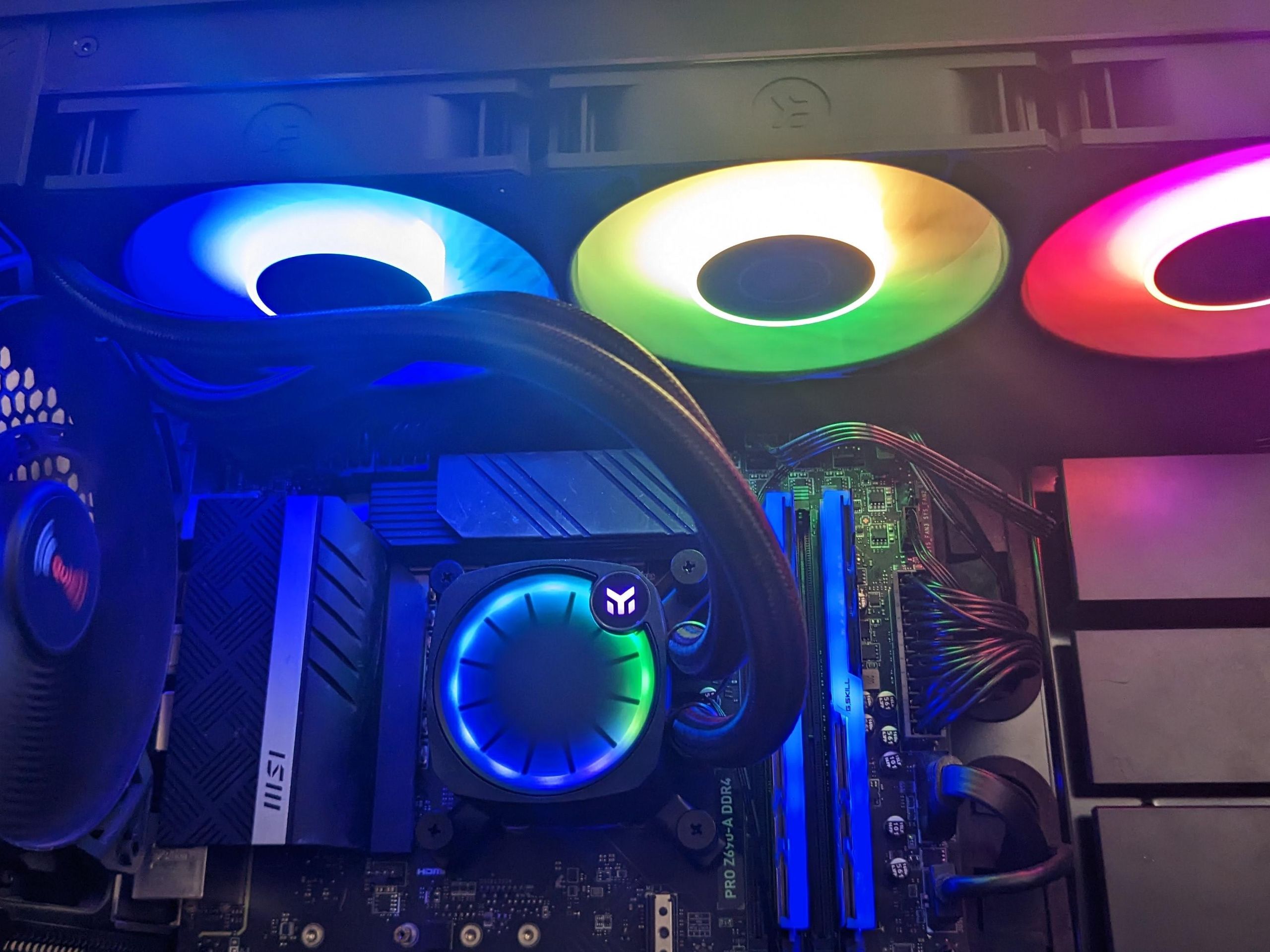 EK Nucleus AIO CR360 Lux D-RGB