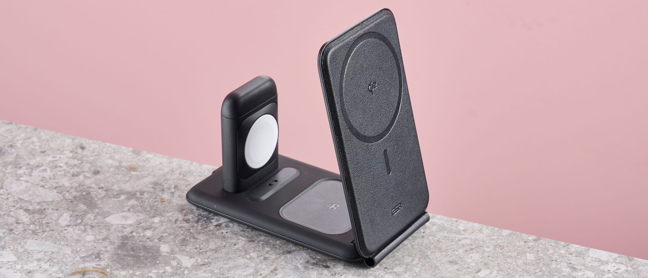 Esr QI2 3-IN-1 Travel Wireless Charging Set