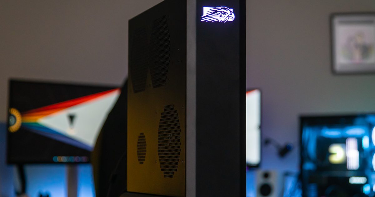 Falcon Northwest Tiki (Intel, RTX 5080)