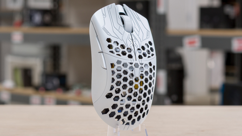 Finalmouse ULX Frostlord