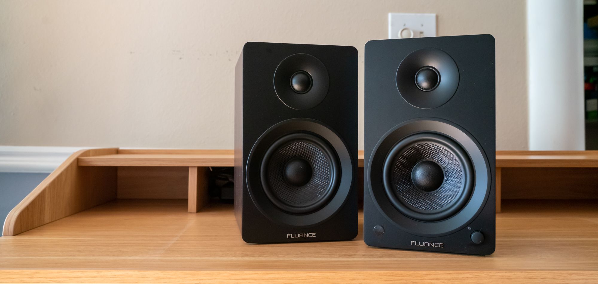 Fluance Ai41 Powered 5-inch Stereo Bookshelf Speakers