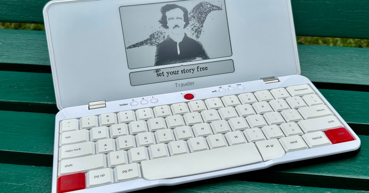 Freewrite Traveler