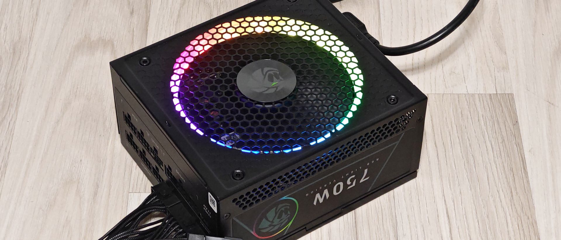 Gamemax RGB PRO 750G power supply