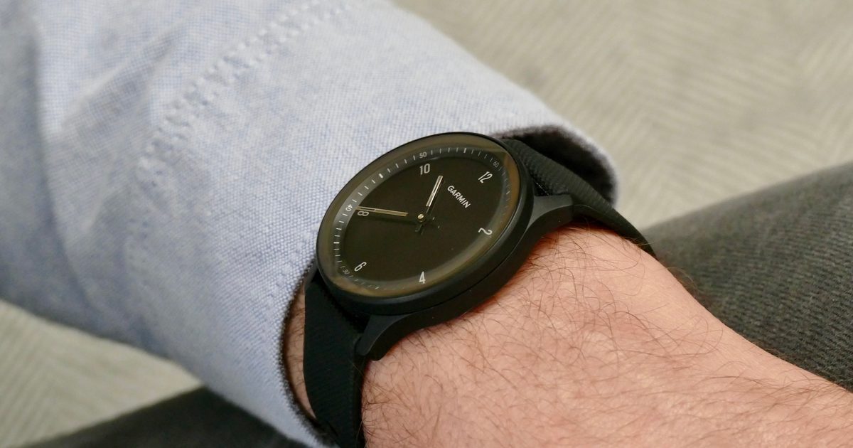 Garmin Vivomove Sport