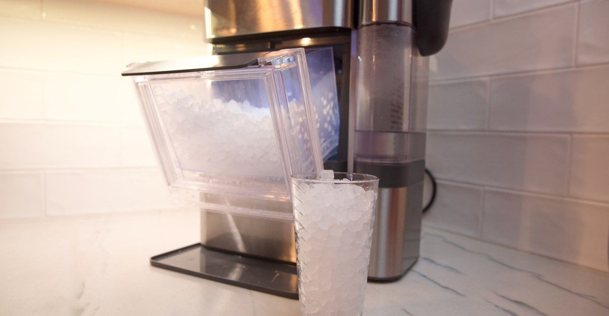 Ge Profile Opal 2.0 Ultra Nugget Ice Maker