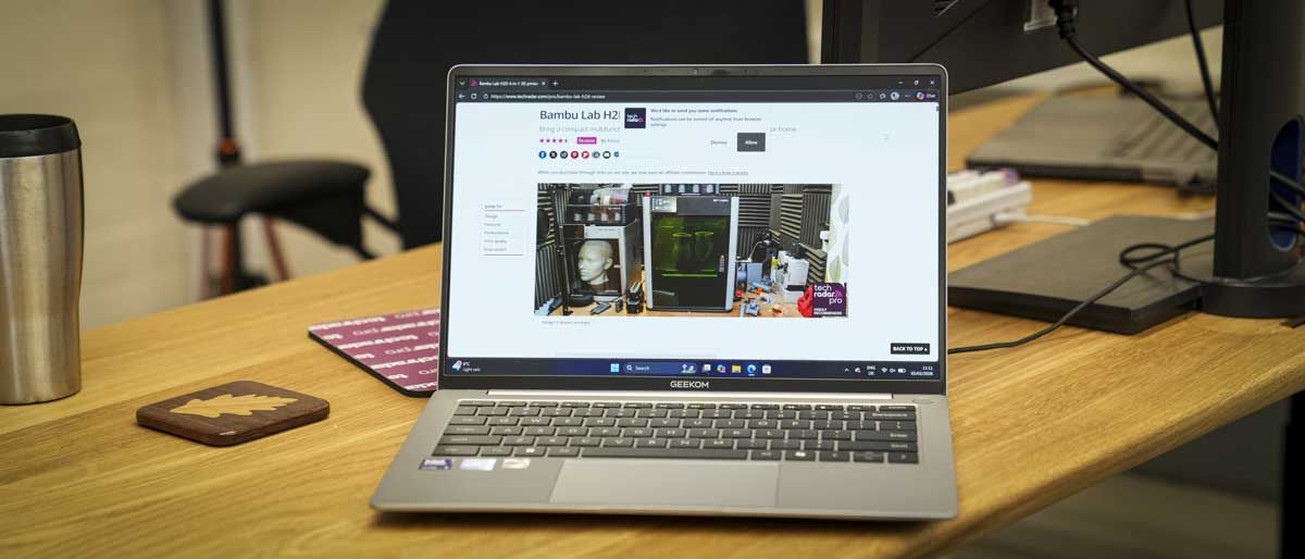 Geekom GeekBook X14 Pro laptop