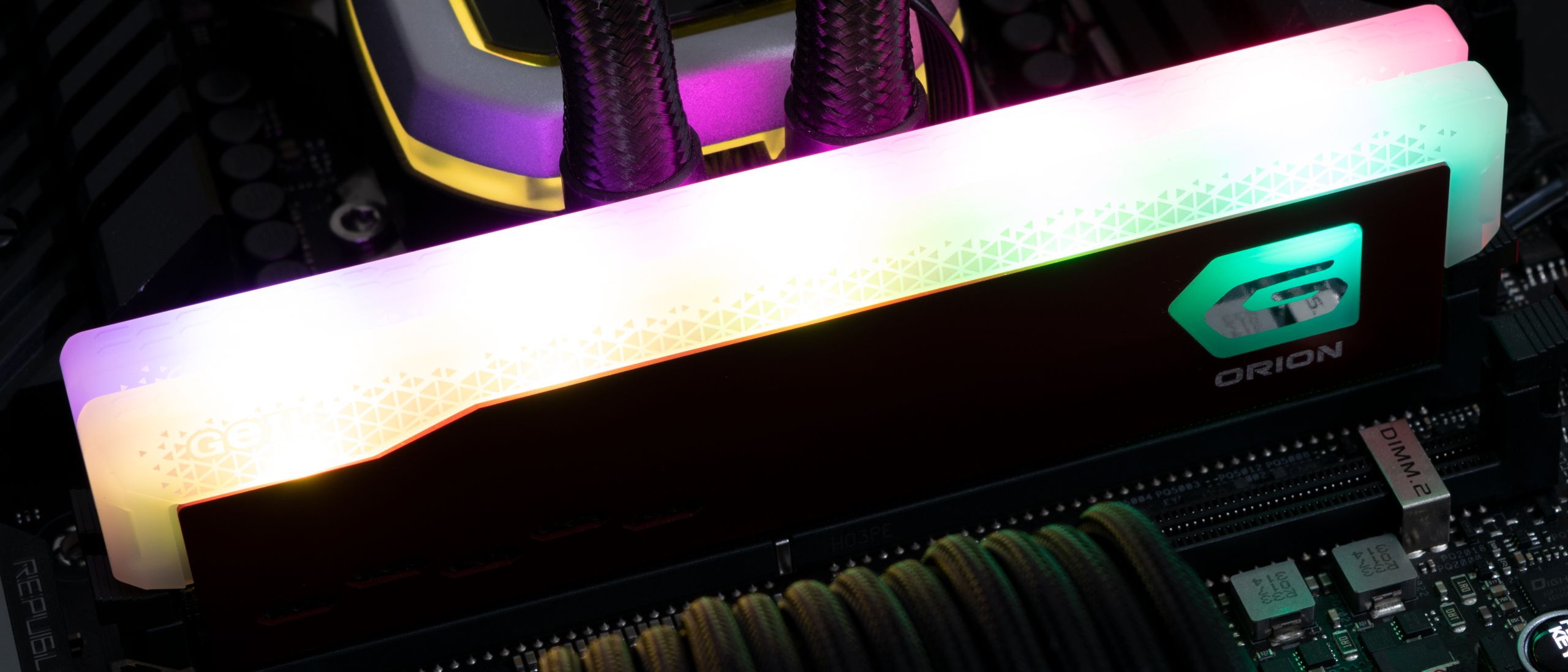 GeIL Orion RGB AMD Edition DDR4-4400 C18 2x8GB