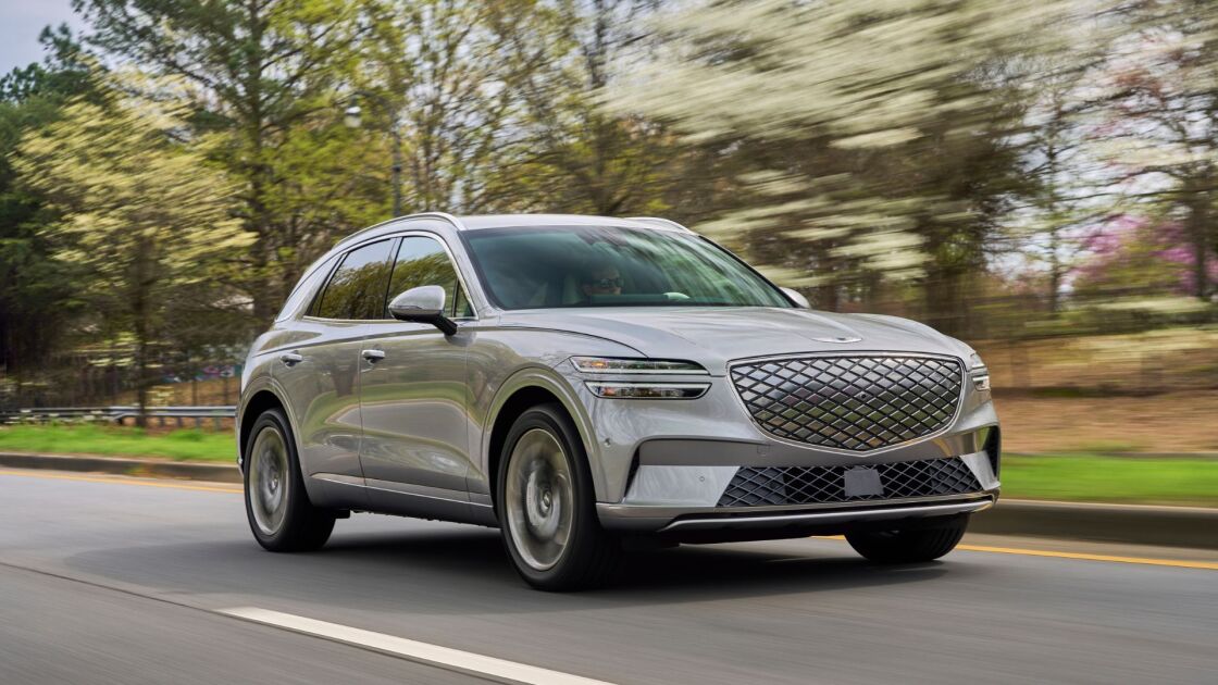 Genesis Electrified GV70