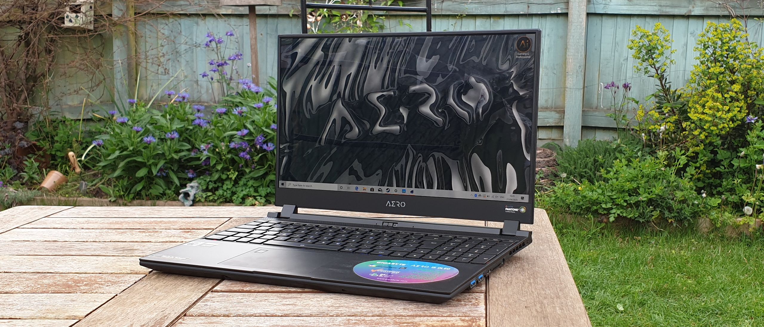 Gigabyte Aero 15 OLED 2020