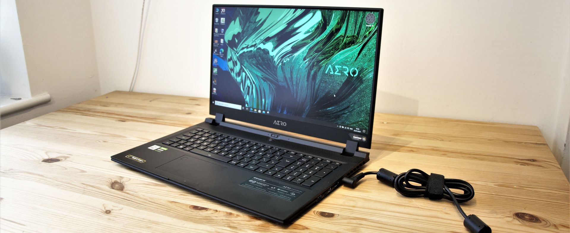 Gigabyte Aero 17 HDR Xc