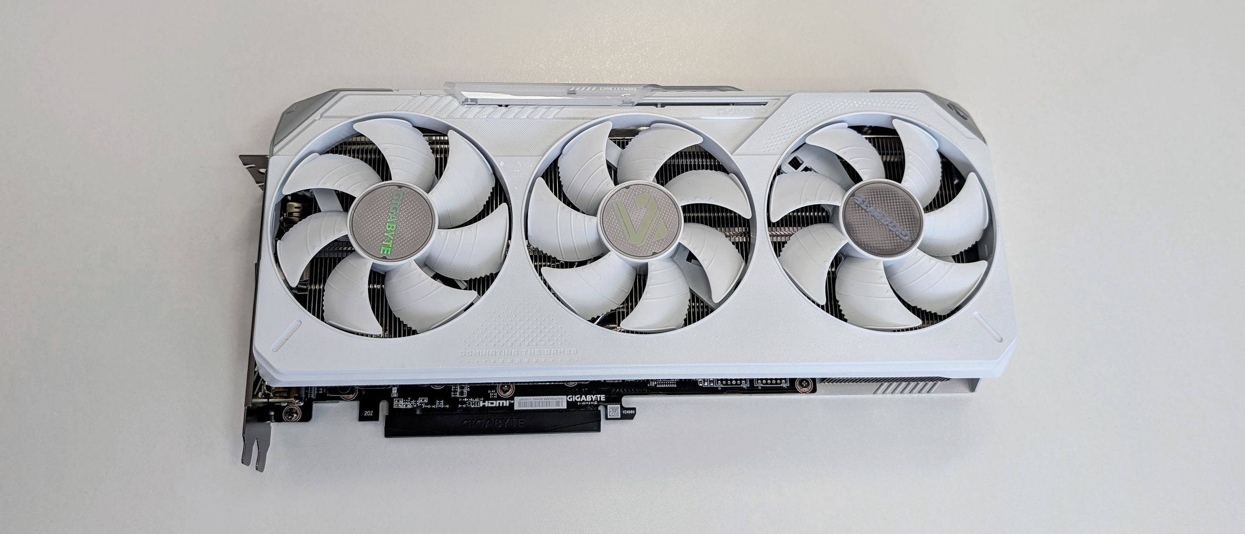 Gigabyte Radeon RX 9070 XT Gaming OC Ice