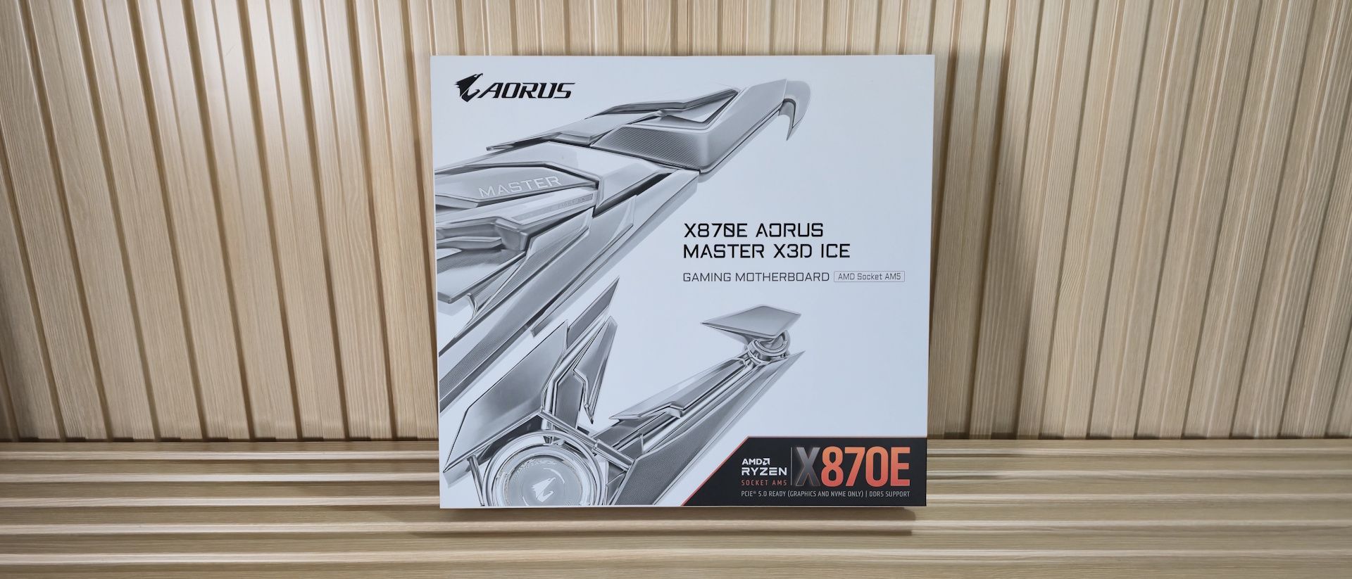 Gigabyte X870E Aorus Master X3D Ice Motherboard