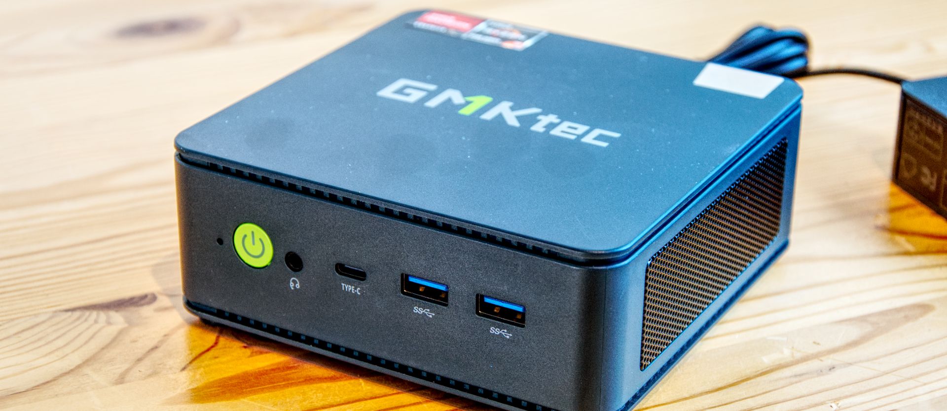 GMKtec NucBox M5