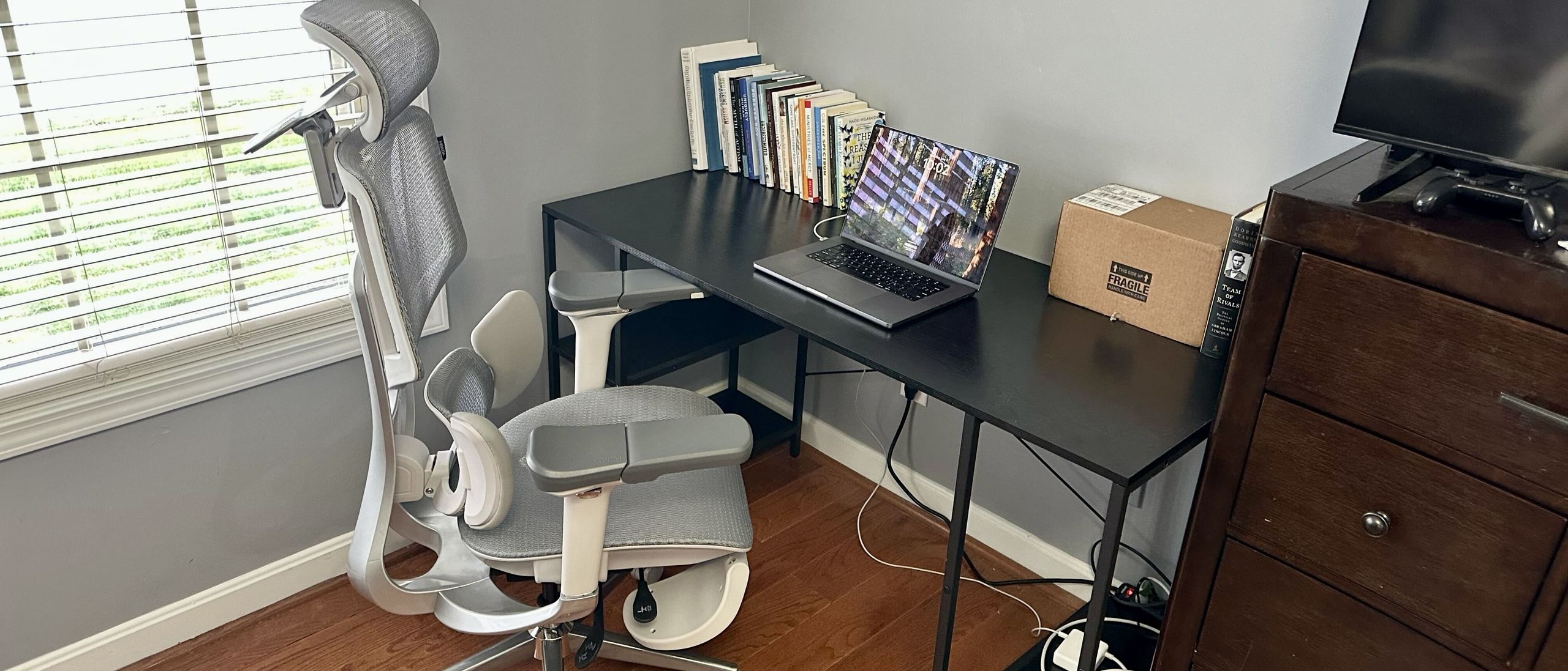 Hbada E3 Pro Ergonomic Chair