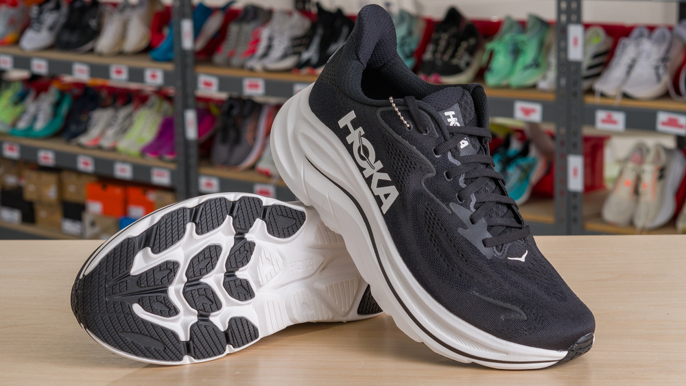 HOKA Clifton 10