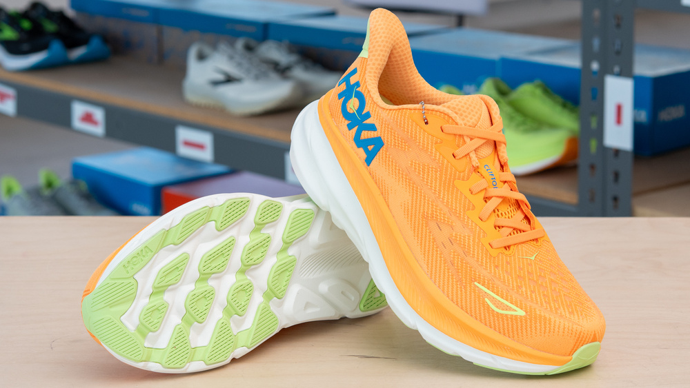 HOKA Clifton 9