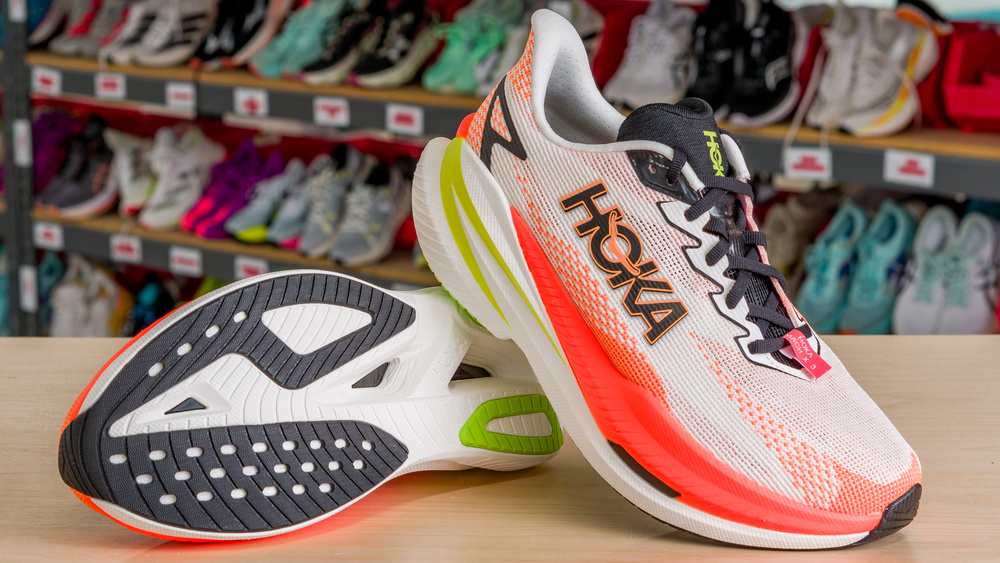 HOKA Mach X 3