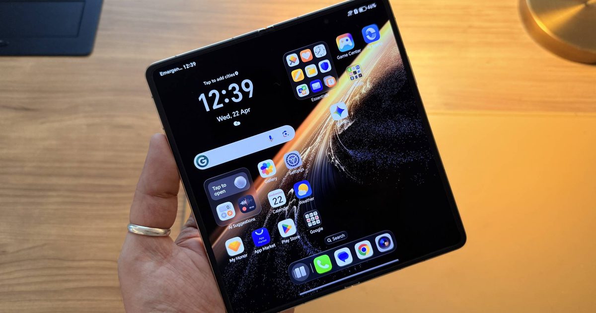 Honor Magic V6