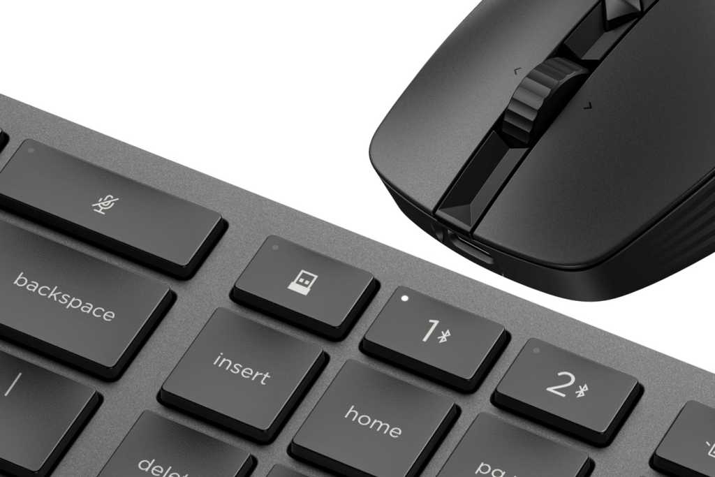 HP 975 Keyboard And HP 715 Mouse