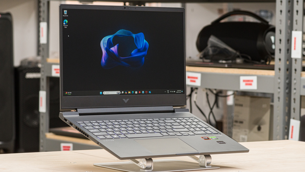 HP Victus 16 (2024)