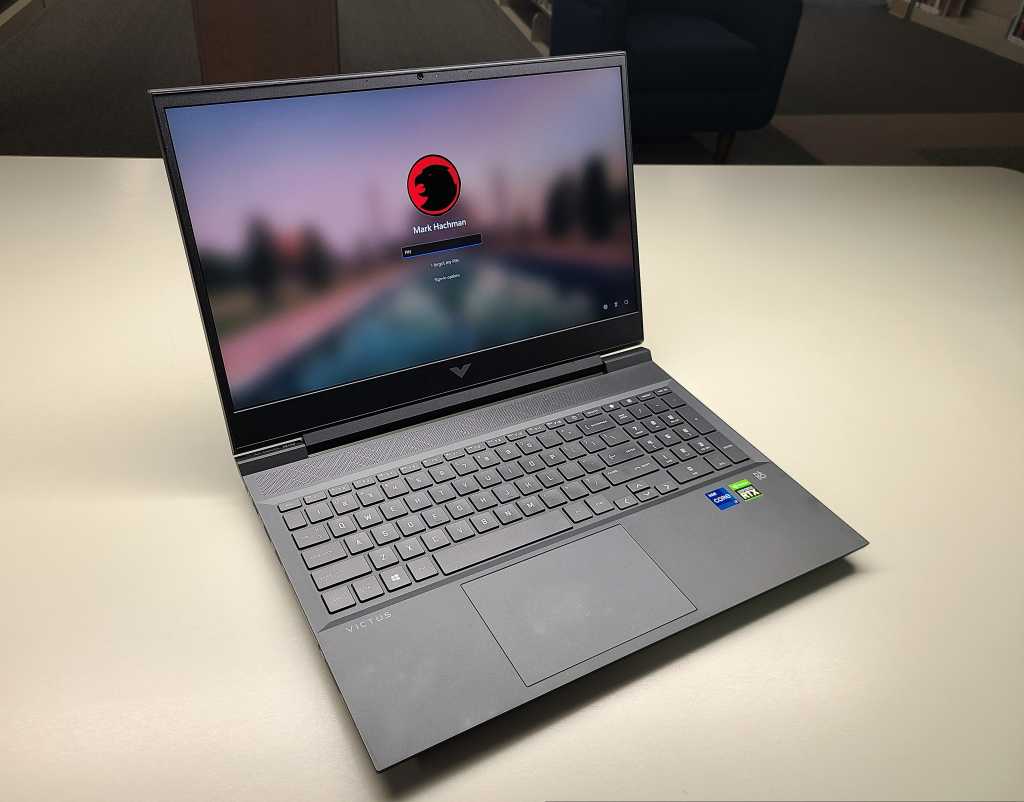 HP Victus 16