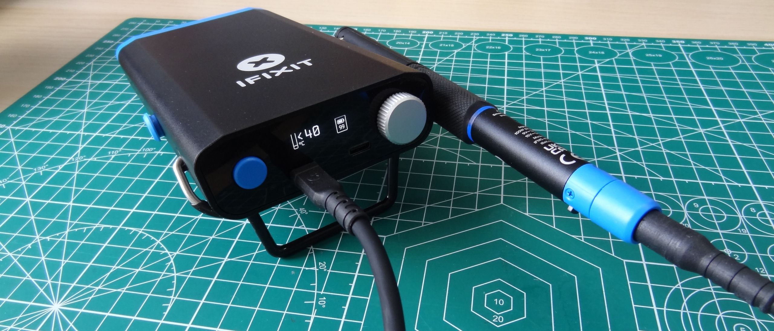 Ifixit Fixhub Portable Soldering Station