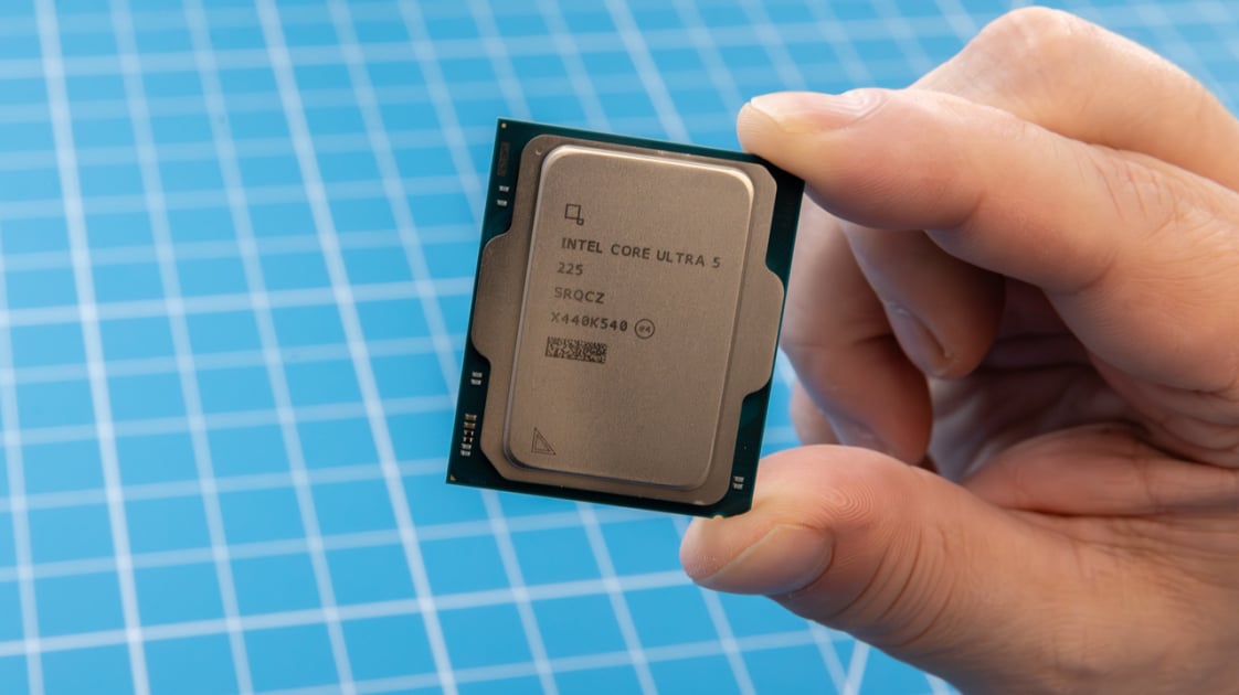 Intel Core Ultra 5 225