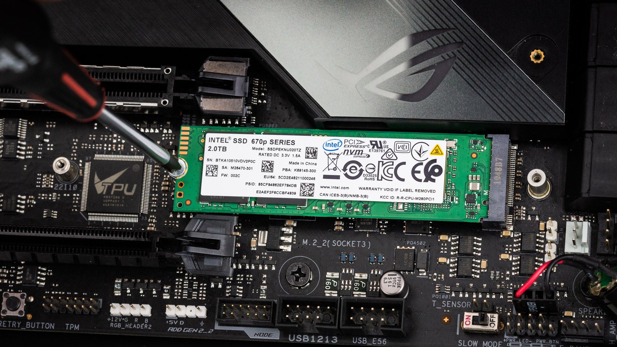 Intel SSD 670P