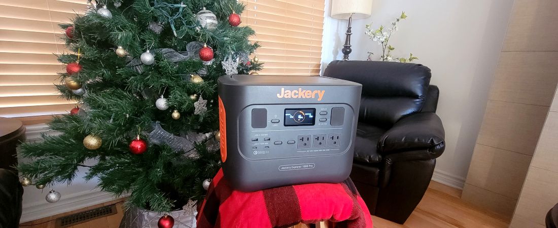 Jackery Solar Generator 1000 Pro