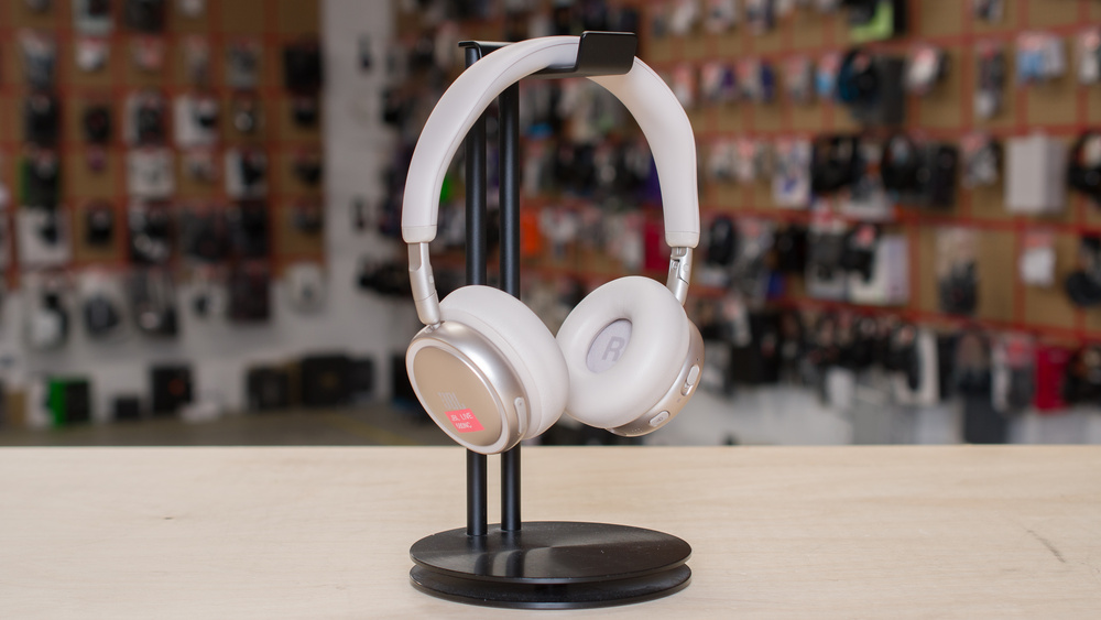 JBL Live 680NC
